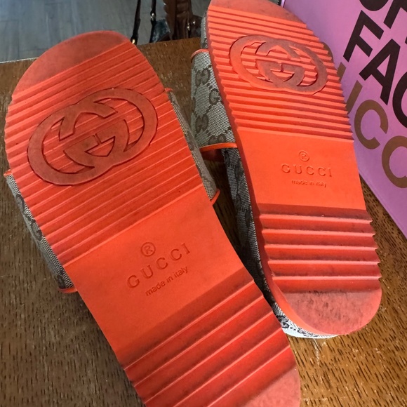 Gucci slides - Picture 2 of 6